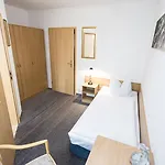 & Restaurant Nordstern Гостевой дом Котбус